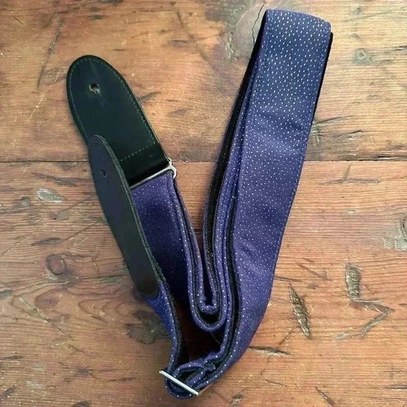 Adjustable Padded Purple Guitar Strap with Sparkles - Picture 4 of 4